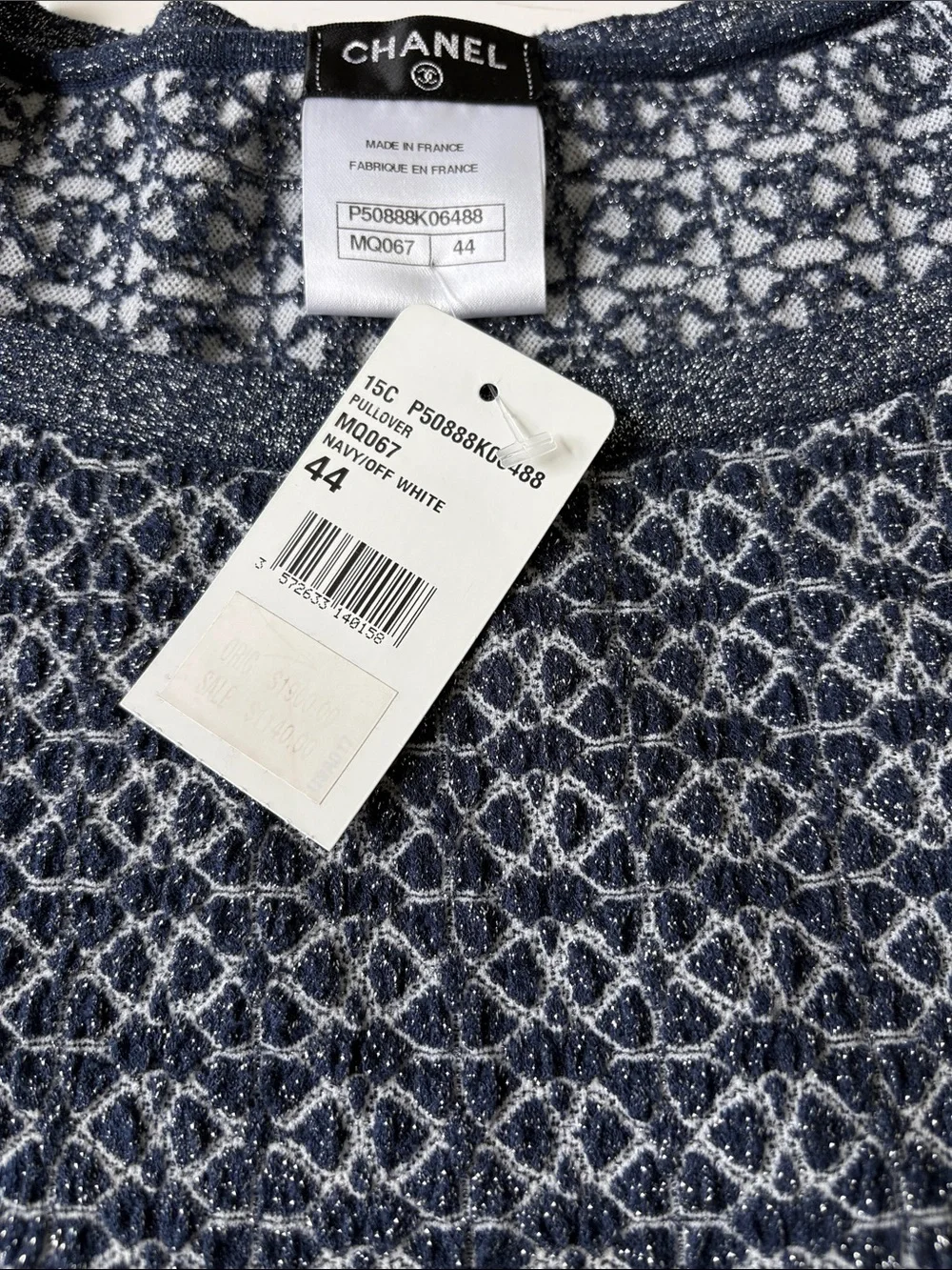 CHANEL Navy and White Long-Sleeve Knit Top - Cruise 2015